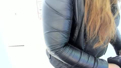 camixxx_m online show from May 2026 11:29:01 AM