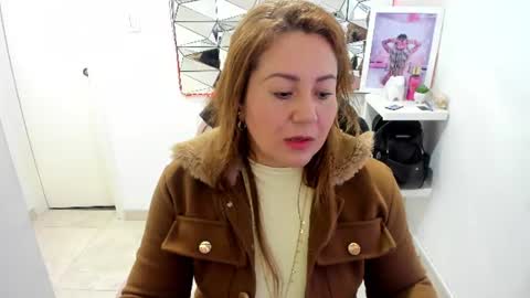 camixxx_m online show from July 2026 12:22:02 PM