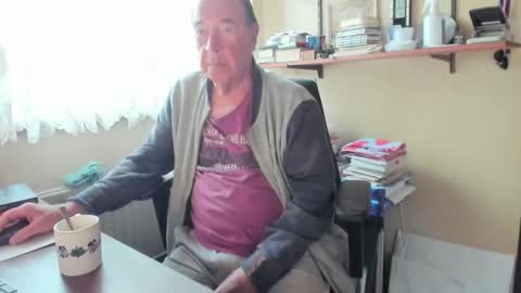 Snapshot of cammee chatting on October 2025 10:45:01 AM Cammee online show from October 2025 10:45:01 AM