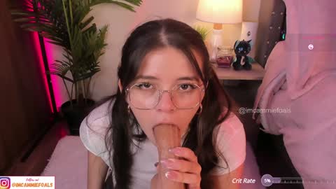 Snapshot of cammiefoalss chatting on February 2025 05:01:02 PM Lets reach 200 thumbs up online show from February 2025 05:01:02 PM