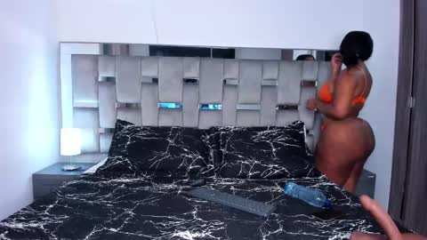 Camila online show from March 2025 07:05:02 PM