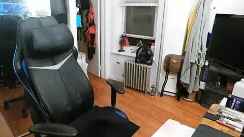 cammy_ho online show from April 2026 06:17:02 AM