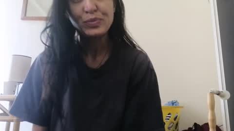 Camren online show from February 2025 10:28:01 AM