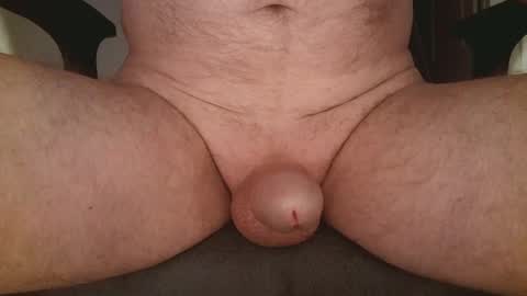 Snapshot of camster732 chatting on February 2025 08:06:02 AM Camster online show from February 2025 08:06:02 AM