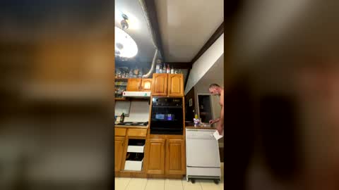 Chris online show from March 2026 02:16:01 PM