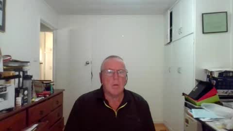 Snapshot of canberian chatting on December 2025 12:51:01 AM Canberian online show from December 2025 12:51:01 AM