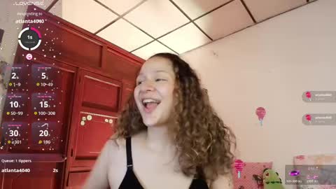 Candase online show from May 2026 11:34:01 PM
