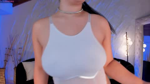 Snapshot of candaserussell chatting on May 2026 04:32:02 AM Candanse R online show from May 2026 04:32:02 AM