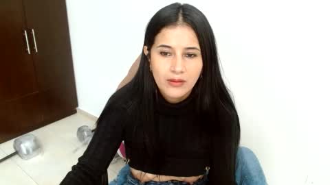 Snapshot of canddysexxx_ chatting on December 2025 02:56:02 PM Carolina online show from December 2025 02:56:02 PM