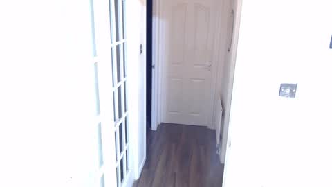 Snapshot of candi_smokes chatting on February 2025 07:49:01 PM candi smokes online show from February 2025 07:49:01 PM