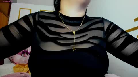 Snapshot of candiapole chatting on May 2026 02:12:01 PM Candy online show from May 2026 02:12:01 PM