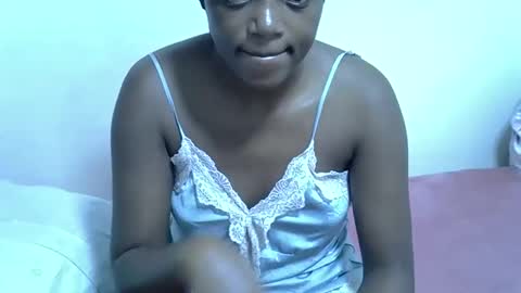 Snapshot of candiemaya chatting on November 2025 09:07:02 AM candiemaya online show from November 2025 09:07:02 AM