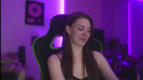 Candy Storm online show from March 2026 01:22:01 AM