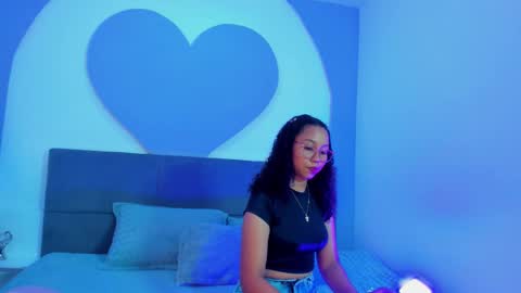 Candy online show from October 2025 06:41:02 PM