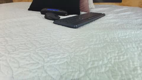 Jolie online show from February 2026 07:51:02 PM