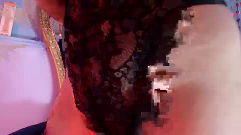 Snapshot of candy_hotlx chatting on December 2024 03:27:02 AM candy_hotlx online show from December 2024 03:27:02 AM