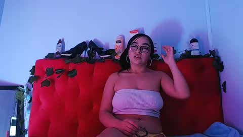 Snapshot of candy_hotlx chatting on February 2025 08:46:01 PM candy_hotlx online show from February 2025 08:46:01 PM