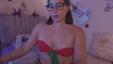 Jamie online show from December 2025 02:05:02 AM