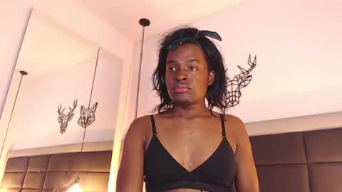 Snapshot of candy_lovee6 chatting on October 2025 07:31:02 PM CANDY LOVE DANNA online show from October 2025 07:31:02 PM