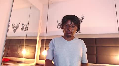 Snapshot of candy_lovee6 chatting on November 2025 10:10:01 PM CANDY LOVE DANNA online show from November 2025 10:10:01 PM