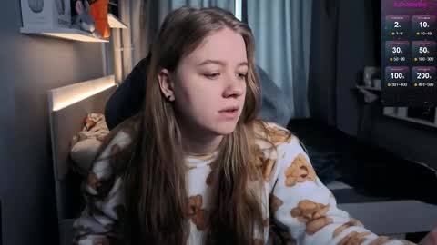 Snapshot of candy_meggie chatting on February 2025 11:02:02 AM Megan online show from February 2025 11:02:02 AM