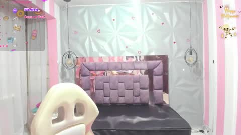 Ania online show from November 2025 11:10:01 AM