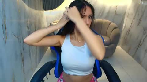 Snapshot of candy_sky_r chatting on May 2026 03:24:01 AM Candy online show from May 2026 03:24:01 AM