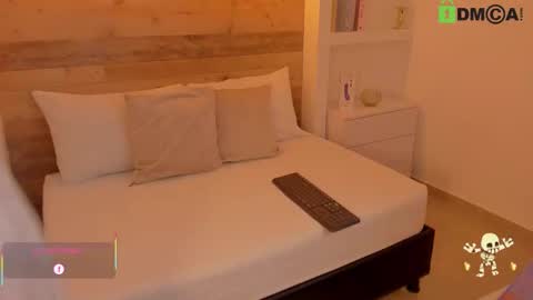 CANDY online show from October 2025 07:58:02 PM