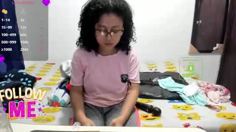 Snapshot of candy_val chatting on July 2026 06:05:01 AM candy_val online show from July 2026 06:05:01 AM