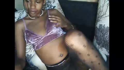 candybrown001 online show from October 2025 07:05:02 PM