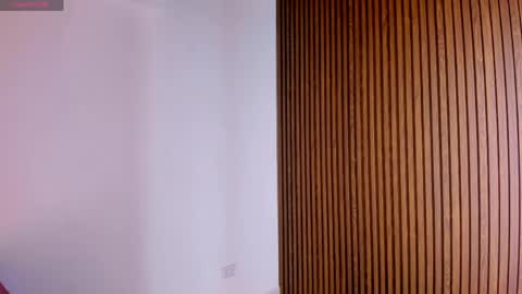 Snapshot of candyglow_ chatting on April 2026 05:52:02 PM candyglow_ online show from April 2026 05:52:02 PM