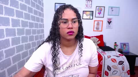 Karen online show from January 2025 07:56:02 PM