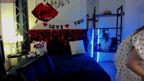 Sofia online show from February 2026 12:40:01 AM