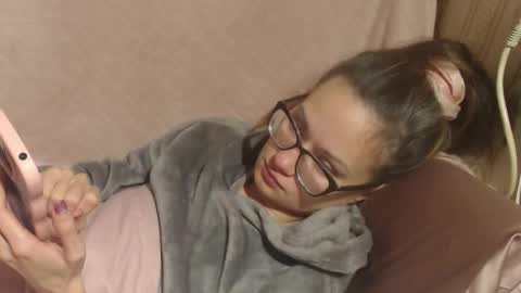 say meow and send tip  online show from December 2025 08:06:01 PM