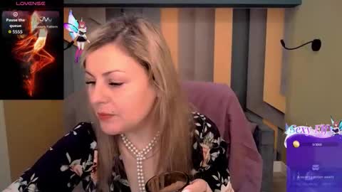 Snapshot of candylons chatting on February 2026 06:33:02 AM CandyLons online show from February 2026 06:33:02 AM