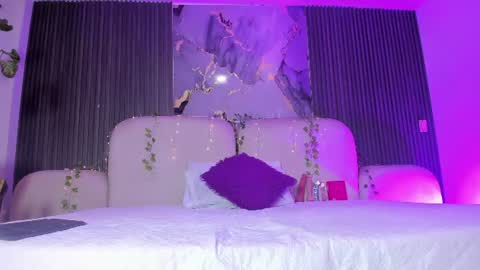 Candy online show from June 2026 05:12:01 AM
