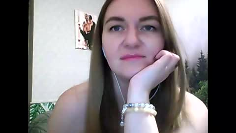 Snapshot of candyolime chatting on March 2025 09:26:02 PM Daisy online show from March 2025 09:26:02 PM