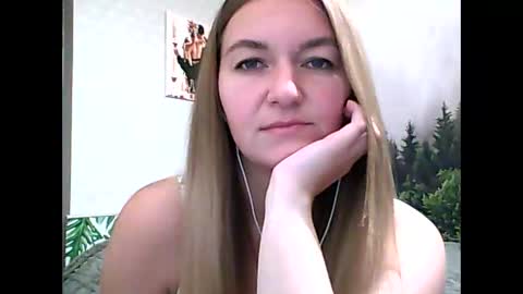 Snapshot of candyolime chatting on October 2025 08:18:02 PM Daisy online show from October 2025 08:18:02 PM