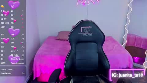 CANDYY online show from November 2025 11:57:02 AM