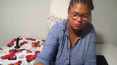 Snapshot of candyyumsaerolaxx chatting on May 2026 06:09:01 PM candyyumsaerolaxx online show from May 2026 06:09:01 PM