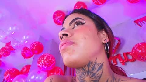 Snapshot of canela_osadaa_ chatting on February 2025 06:05:01 PM Aura online show from February 2025 06:05:01 PM