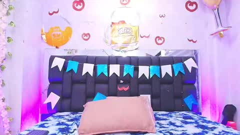 Snapshot of canela_osadaa_ chatting on September 2025 11:57:01 AM Aura online show from September 2025 11:57:01 AM