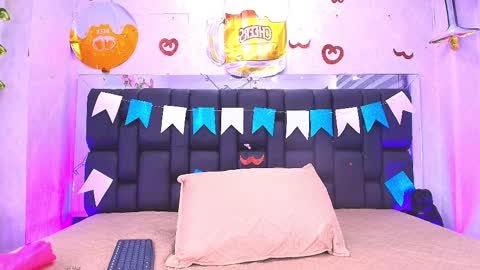 Snapshot of canela_osadaa_ chatting on September 2025 11:58:01 AM Aura online show from September 2025 11:58:01 AM