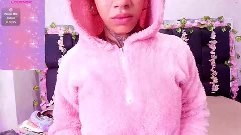 Snapshot of canela_osadaa_ chatting on October 2025 11:51:02 AM Aura online show from October 2025 11:51:02 AM