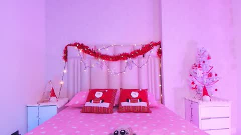 Snapshot of canela_osadaa_ chatting on November 2025 11:57:02 AM Aura online show from November 2025 11:57:02 AM