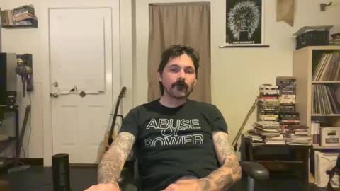 Snapshot of cantleavethehouse chatting on December 2024 06:49:02 AM cantleavethehouse online show from December 2024 06:49:02 AM