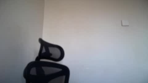 Emma online show from November 2025 07:42:02 AM