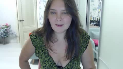 Snapshot of cappuchinno chatting on December 2025 08:38:01 PM cappuchinno online show from December 2025 08:38:01 PM