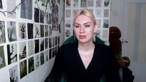 Capricious Scorpio Afa online show from April 2026 04:19:02 PM