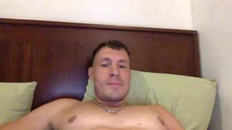 Snapshot of capt_oliver chatting on December 2024 08:18:01 PM follow my twitter online show from December 2024 08:18:01 PM